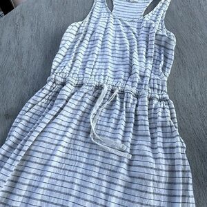 Lou & Grey Black and Cream Stripped Dress Size Medium with Drawstring and Pocket